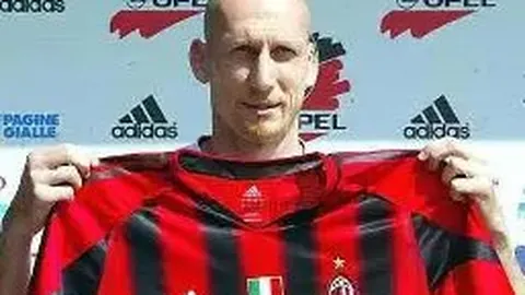 【独家揭秘】巴萨冬窗稳坐钓鱼台，拉什福德租借到期或告别红蓝军团！