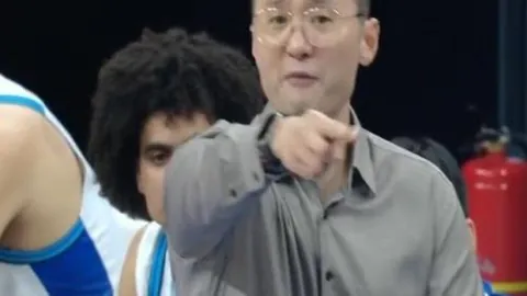 “中国女足3-0大胜乌兹别克斯坦：永川国际女足赛精彩瞬间集锦”